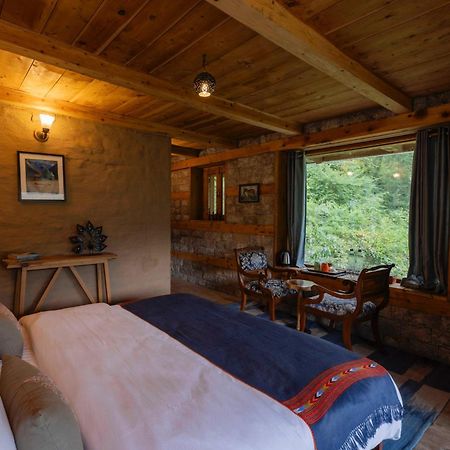 Kudrat - A Boutique Homestay- Tirthan Valley Gushaini Exteriör bild